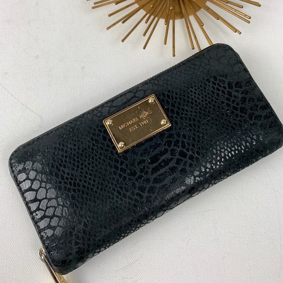 MICHAEL KORS Black Snake Skin Embossed Wallet - Picture 8 of 8